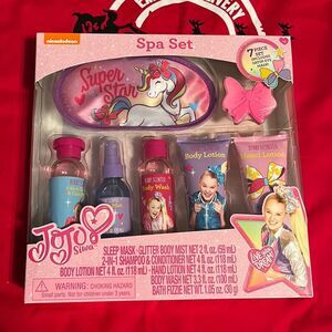 NWT - Nickelodeon- JoJo Spa Set